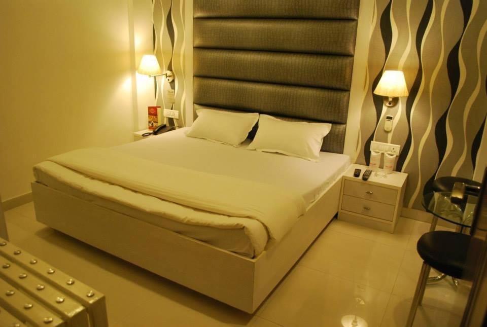 Hotel Arina Inn New Delhi Extérieur photo