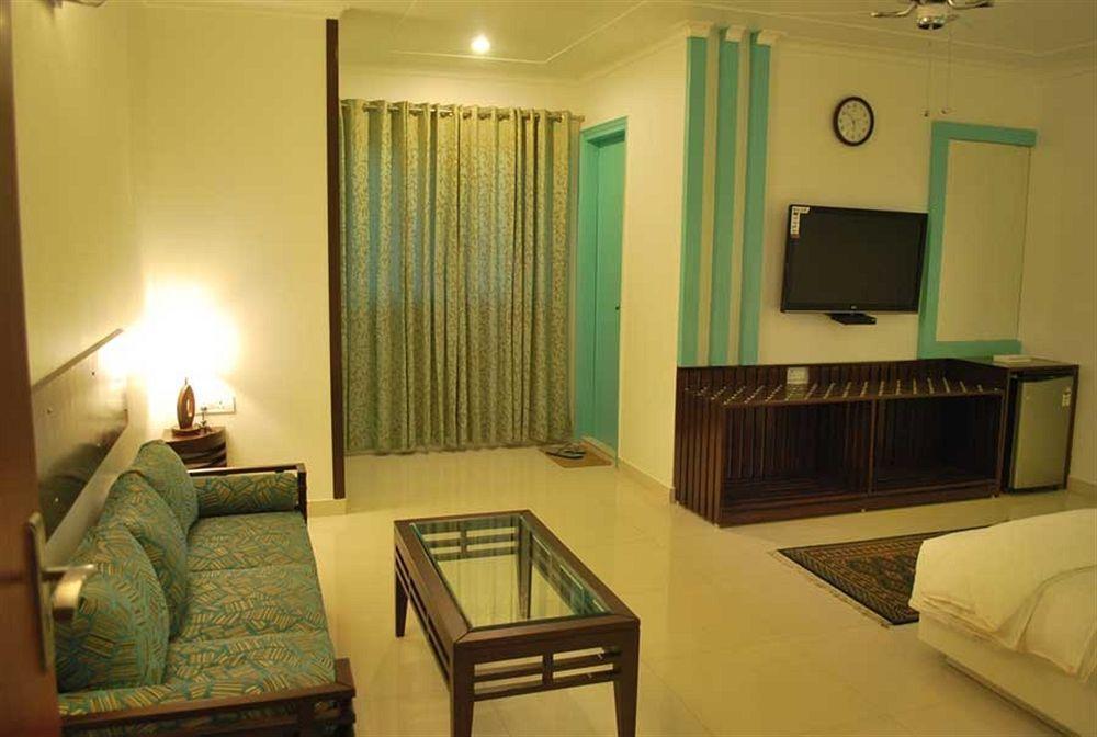 Hotel Arina Inn New Delhi Extérieur photo